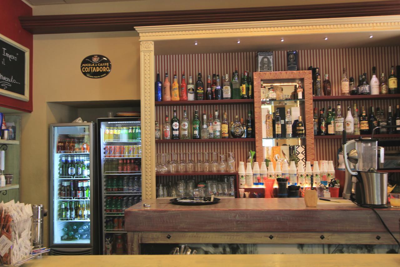 B&B Vitruvio Suites Formia Luaran gambar