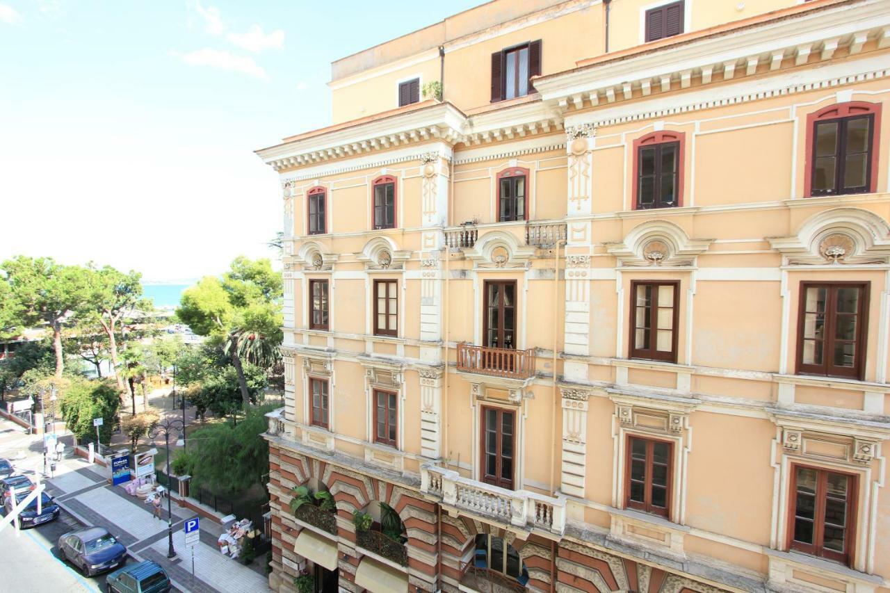 B&B Vitruvio Suites Formia Luaran gambar